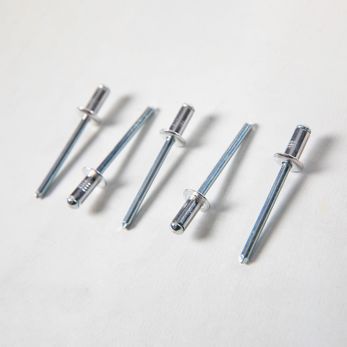 Hardware Rivets 4.8 x 12mm