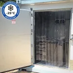 Low Temperature Economy PVC Strip Curtains in a fridge Freezer doorway